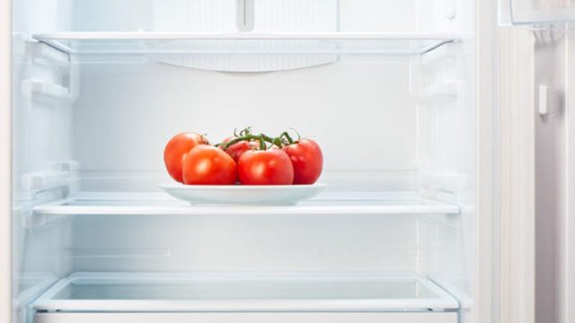 Τις ξέρατε; 8+1 τροφές που κακώς βάζουμε στο ψυγείο