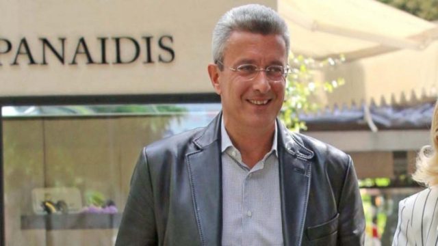 «Φτυστός» ο Νίκος Χατζηνικολάου: Έτσι είναι ο γιος του από τον πρώτο γάμο