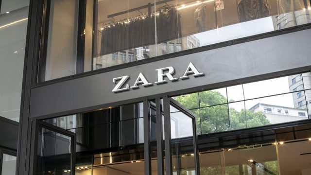 Το απόλυτο party φόρεμα από τα ZARA μόνο 15,99 ευρώ