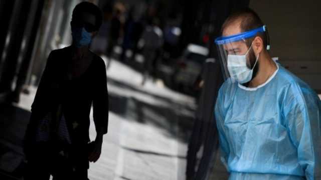 Φθιώτιδα – Ραγίζει καρδιές ο θάνατος του 14χρονου από κορωνοϊό: «Σε δύο ημέρες έφυγε!» – Ανατριχιάζει ο πατέρας του (Video)