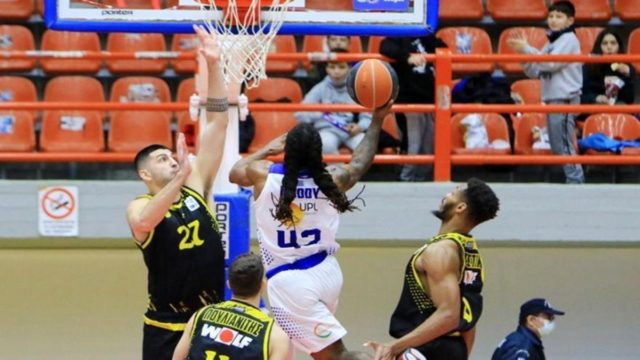 Basket League: Ξέφυγε από τον «πάτο» η Λάρισα – Βρήκε τις λύσεις στο δεύτερο ημίχρονο ο ΠΑΟΚ
