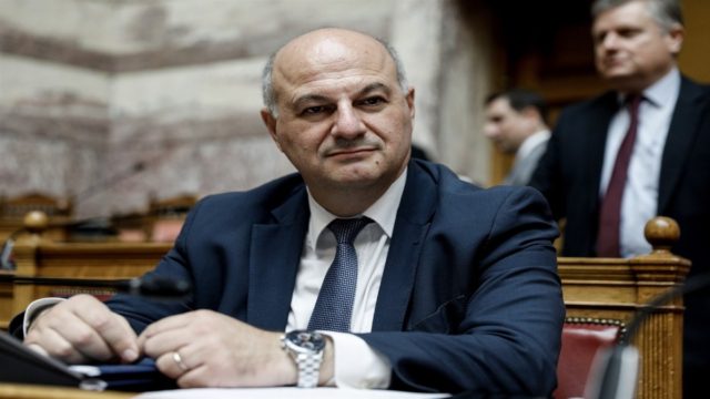 Θετικός στον κορωνοϊό ο Υπουργός Δικαιοσύνης, Κώστας Τσιάρας – Ποια η κατάσταση της υγείας του;