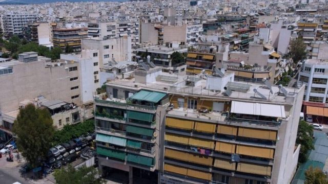 Γονικές παροχές: Τελειώνει ο χρόνος για φθηνές μεταβιβάσεις – Οι καθυστερήσεις και το αίτημα για παράταση