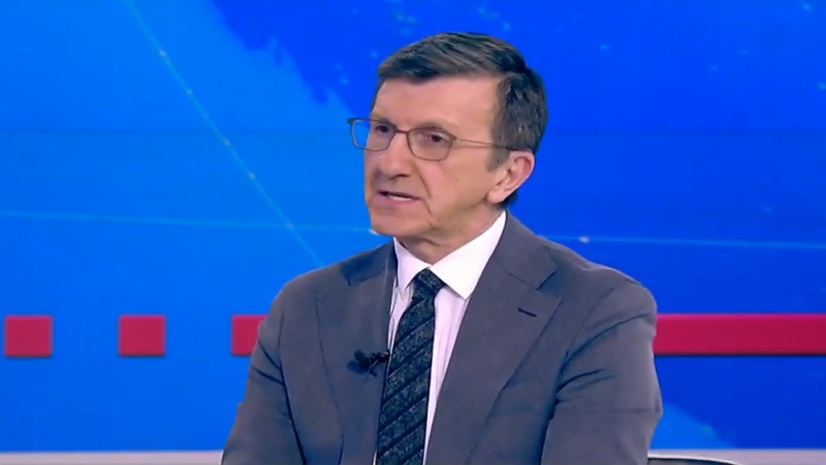 Άρης Πορτοσάλτε: Θετικός στον κορωνοϊό! «Τον ψώνισα και εγώ… Κυκλοφορούσα με τη μάσκα»