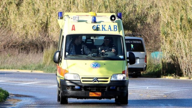 Συναγερμός στη Νάξο: Εντοπίστηκαν πτώματα γυναίκας και παιδιού σε παραλία (εικόνες σοκ)