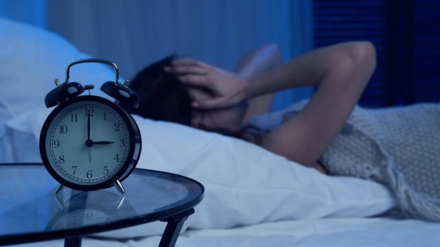 Έχεις αυπνία; Η τεχνική που θα σε βοηθήσει να κοιμηθείς σε 3 λεπτά