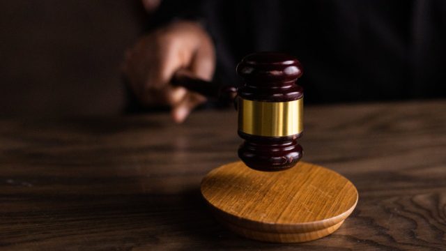 Φρίκη στη Θεσσαλονίκη: 37χρονος κατηγορείται για ανάρτηση «ροζ» βίντεο ζευγαριού – Ήταν “φίλος”