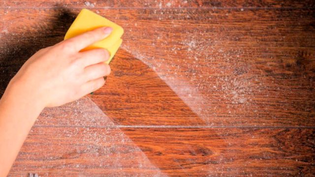 7+1 απλοί τρόποι για να απαλλαγείτε από τη σκόνη στο σπίτι