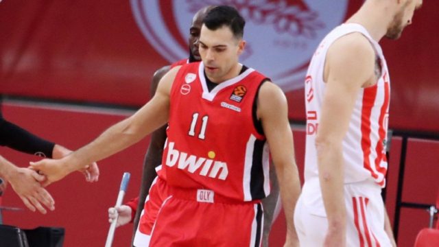 Euroleague: Σόκαρε τον Ολυμπιακό ο Ερυθρός Αστέρας – Πρώτη ήττα στο ΣΕΦ