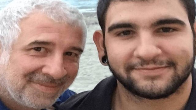 Πέτρος Φιλιππίδης: Χαμός με την φωτογραφία του γιου του με χειροπέδες!