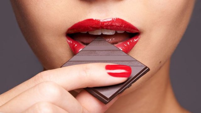 Προσοχή! Μην καταναλώνετε ασύστολα αφροδισιακές τροφές – Αυτοί είναι οι κίνδυνοι