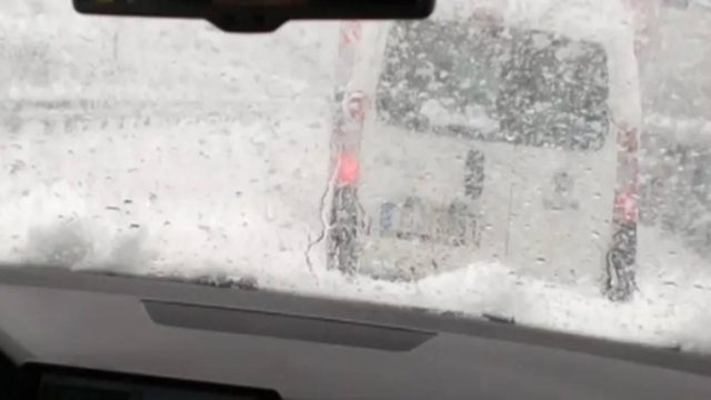 Κακοκαιρία “Ελπίδα”: Απελπιστική η κατάσταση στην Αττική Οδό! Ουρές χιλιομέτρων – Η Πυροσβεστική ζητά να κλείσει ο δρόμος