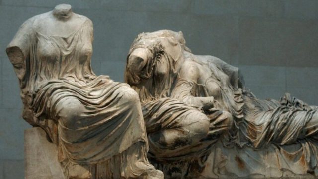 Γλυπτά Παρθενώνα: Οι Βρετανοί ζητούν να αναγνωριστεί πως ο Έλγιν δεν ήταν κλέφτης – Η θέση της Ελλάδας