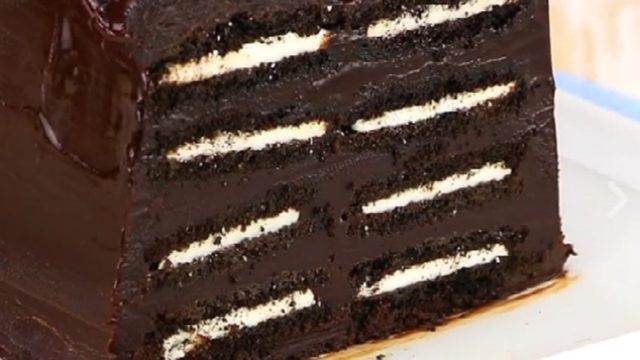 Μπισκοτογλυκό με Oreo – Έτοιμο σε 15 λεπτά και μόνο με 4 υλικά!
