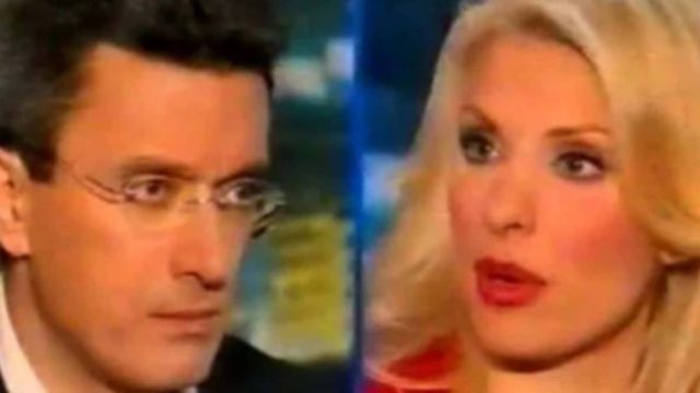 Χαμός! Ο Νίκος Χατζηνικολάου «στρίμωξε» άσχημα την Ελένη Μενεγάκη – «Είσαι νοστιμούλα και σέξι;» (ΒΙΝΤΕΟ)