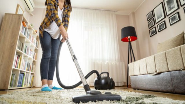 Πώς μπορείτε να καθαρίσετε σωστά την ηλεκτρική σας σκούπα;