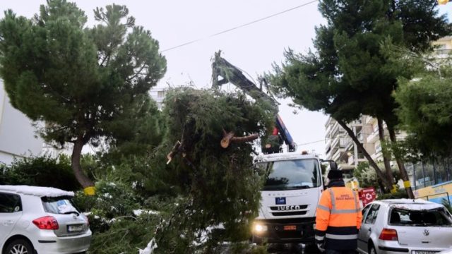 Κακοκαιρία “Ελπίδα” – SOS εκπέμπει η Αττική: Χωρίς ρεύμα για 24 ώρες χιλιάδες νοικοκυριά (video)