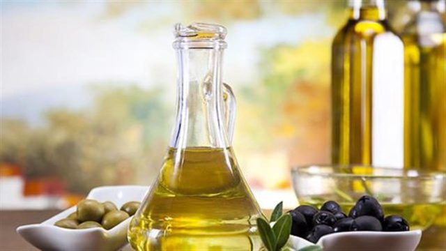 Το κόλπο για να ξεχωρίσετε το καλό ελαιόλαδο – 3 απλά βήματα