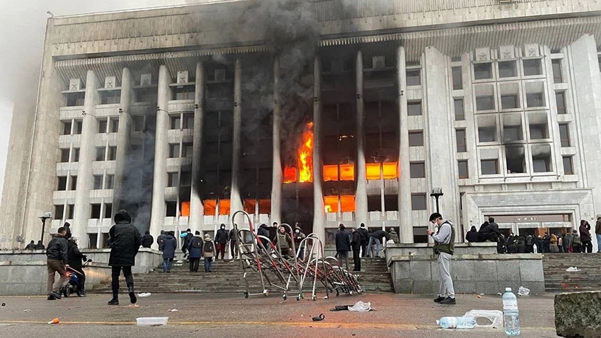 Καζακστάν: Χάος με την έκρηξη τιμών στο αέριο – Παραιτήθηκε η κυβέρνηση (video)