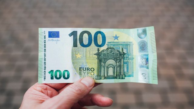 Είδες στον ύπνο σου χρήματα; Τότε να αναμένεις…