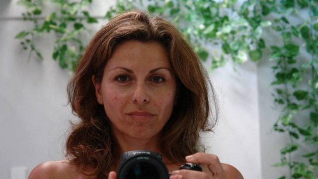 Μάγια Τσόκλη για τον καρκίνο: «Κάποιος σου λέει, ψιτ, εσύ που βρίσκεσαι στην ομάδα των ζωντανών, από δω παρακαλώ»