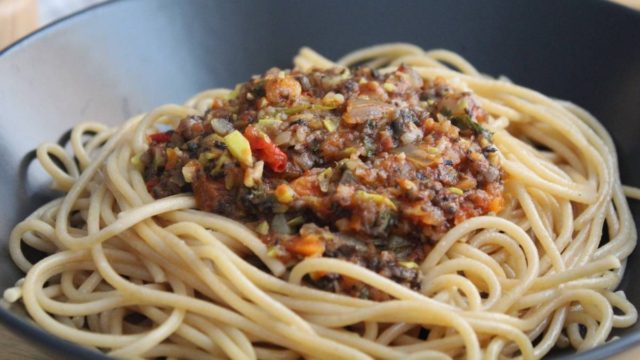 Απολαυστικά vegan μακαρόνια με κιμά μανιταριών… που θα σε κάνει να τα χάσεις