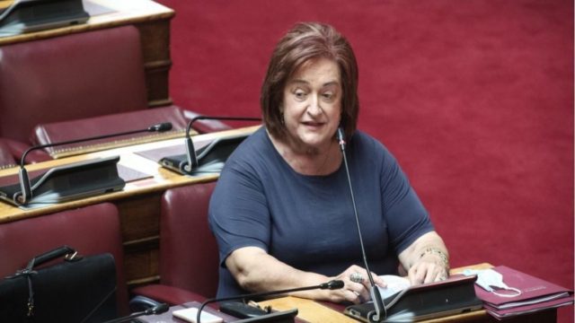 Μαριέττα Γιαννάκου: Κρίσιμη η κατάσταση της υγείας της!