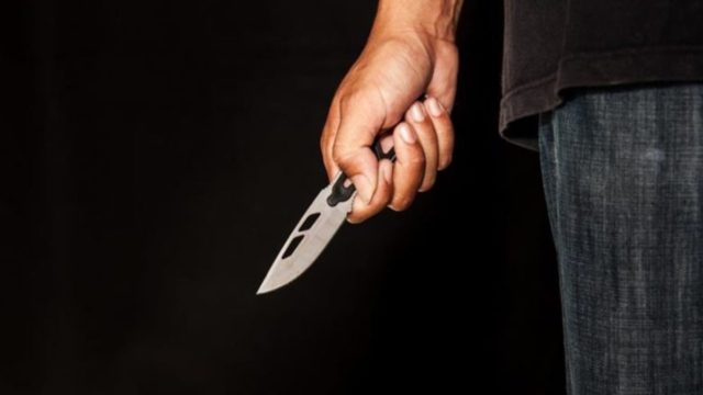 Φρίκη στην Λάρισα: Κυνηγούσε την σύζυγό του με κουζινομάχαιρο για να την σφάξει