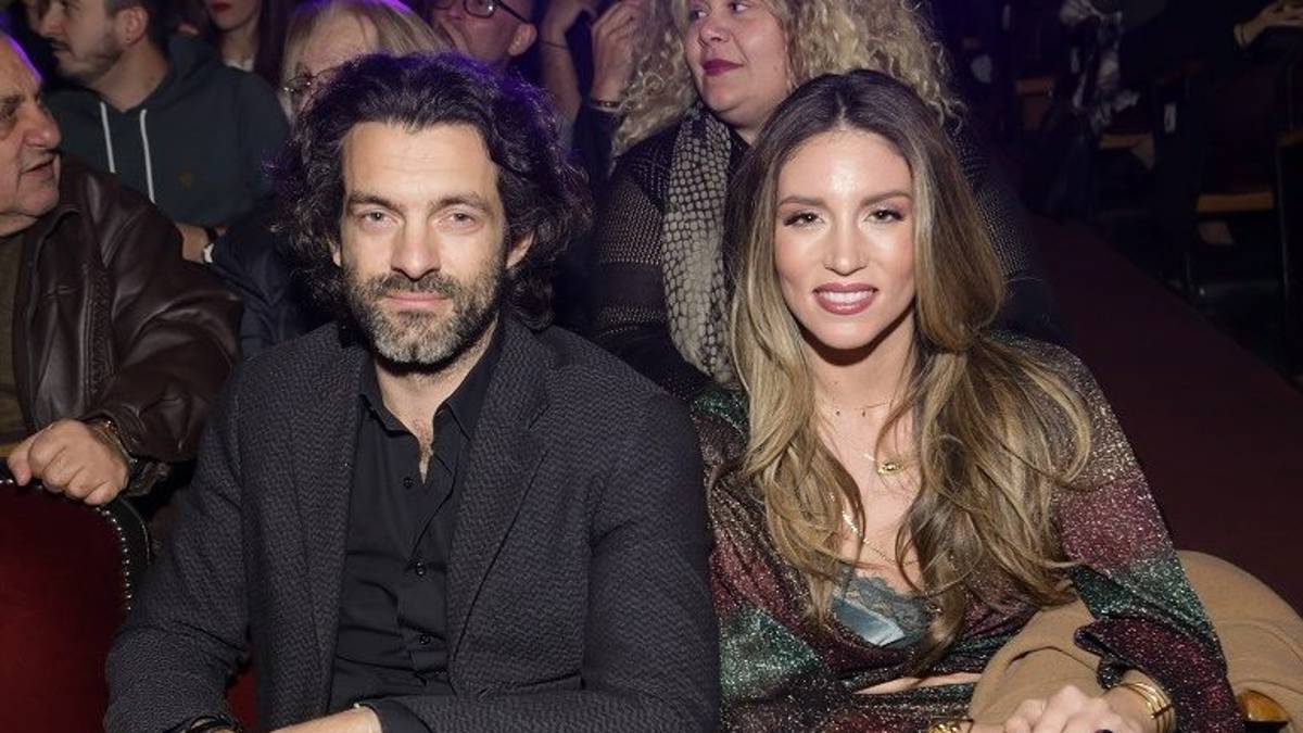 Τέρας το αυτοκίνητο της Αθηνάς Οικονομάκου: Το υπερπολυτελές όχημα των μετακινήσεών της με τον Φίλιππο Μιχόπουλο