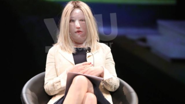 Για πρώτη φορά: Το πρόσωπο της Ιωάννας Παλιοσπύρου χωρίς μάσκα