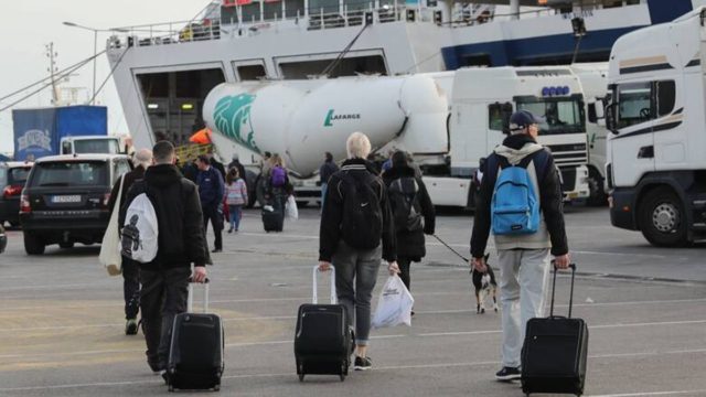 Κορωνοϊός – Πάσχα στα χωριά: Υπό ποιες προϋποθέσεις θα «επιτραπεί»