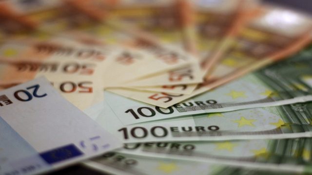 «Βρέχει» λεφτά σήμερα 31/1: Ποιοι θα δουν χρήματα στα ΑΤΜ (Video)