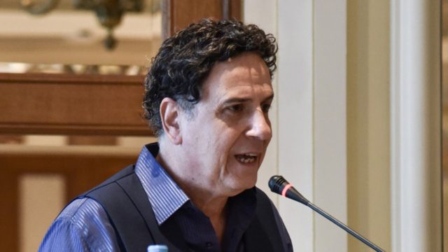 Σε πελάγη ευτυχίας ο Χάρης Ρώμας: Έγιναν γνωστά τα ευχάριστα