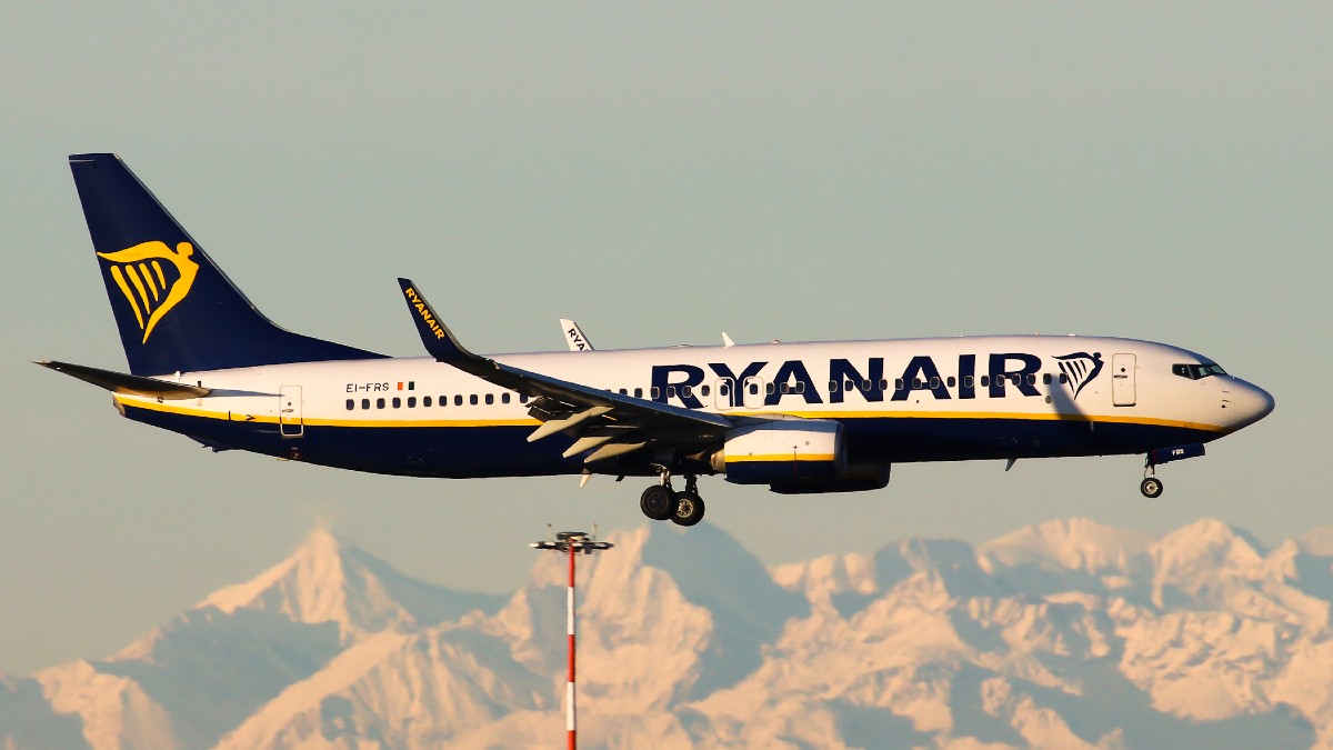 Απόλυτη ανατροπή από τη Ryanair: Ραγδαίες εξελίξεις στην εταιρεία