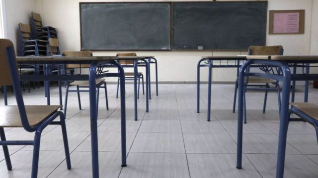 Βόλος: Συνελήφθη 33χρονη αρνήτρια που για 1,5 χρόνο δεν έστελνε το παιδί της σχολείο