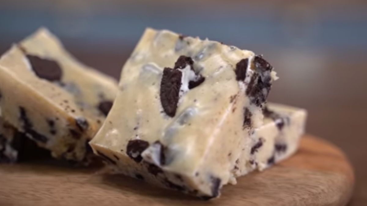 Ονειρικό γλυκό ψυγείου oreo fudge με 3 υλικά