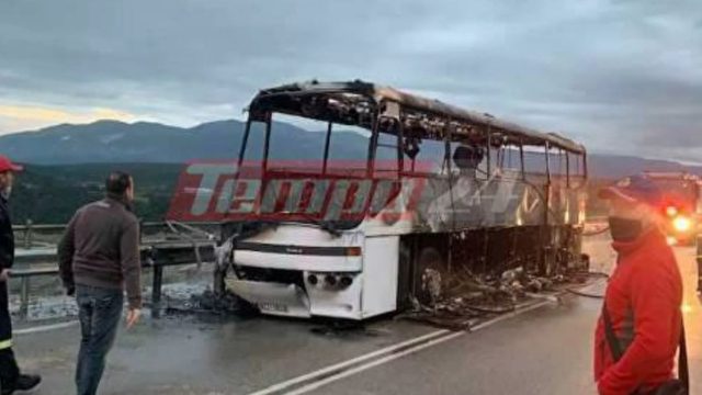 Θρίλερ με σχολικό λεωφορείο στην Αχαΐα – Τυλίχτηκε στις φλόγες λίγο πριν παραλάβει μαθητές