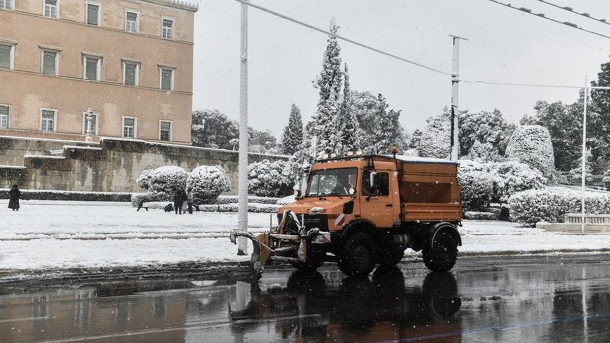 “Συναγερμός” Μαρουσάκη: Έρχεται σφοδρή χιονόπτωση – Αλυσίδες ίσως και στο κέντρο της Αθήνας