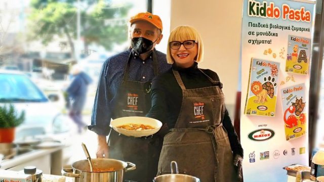 H Da Vinci Master Chef Maria Loi μας παρουσίασε πώς να Μαγειρεύουμε Μεσογειακά  με προϊόντα ΗΛΙΟΣ, KYKNOS και ΩΜΕΓΑ στα Super Market Θανόπουλος