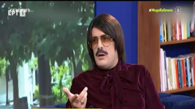 Έξαλλος ο Τόνι Σφήνος: Του πέταξαν παγάκια στη σκηνή