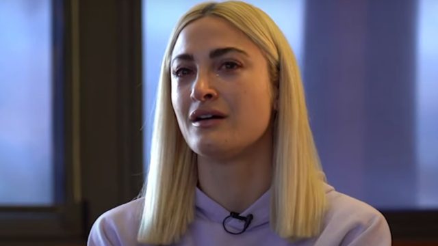 Ιωάννα Τούνη: Κατάθεση ψυχής στον Τριανταφυλλόπουλο – Το revenge porn, ο καρκίνος της μαμάς της και η σχέση της με τον Φιντιρίκο