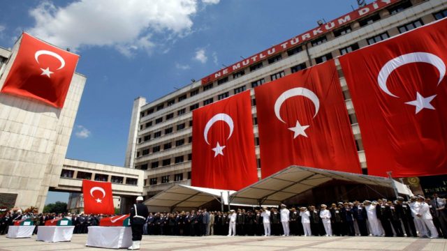 Προκαλεί η Τουρκία: Αρνείται ξανά τη γενοκτονία των Ποντίων με αιχμές για Σακελλαροπούλου