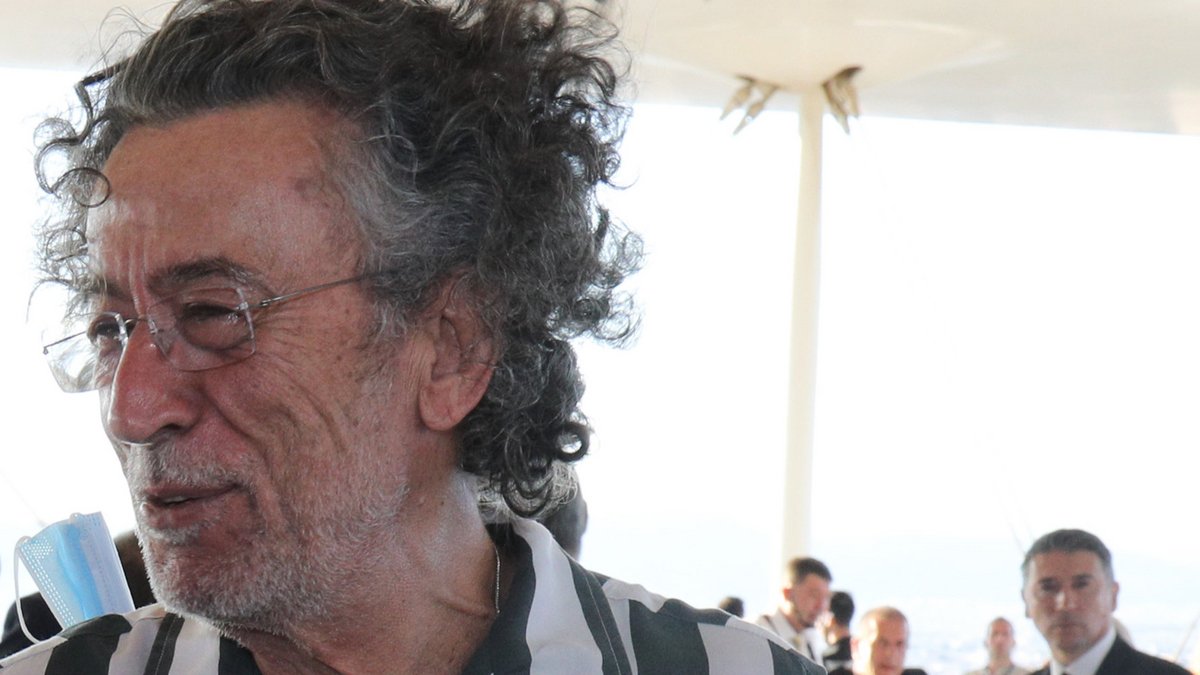 Έξαλλος ο Μάκης Τριανταφυλλόπουλος: «Είσαι τόσο άθλιος…»