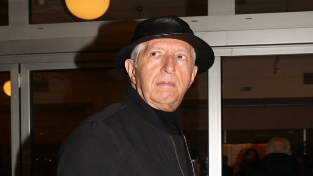 Κωνσταντίνος Τζούμας: Δεν είναι η πρώτη φορά που προκαλεί! Η ατάκα του για τα παιδιά που εξόργισε – Το AIDS, τα ναρκωτικά και η διαθήκη του (Video)