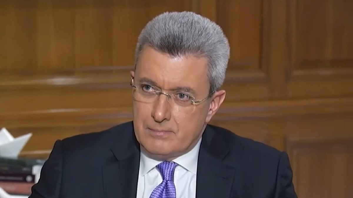 Χαράς ευαγγέλια για τον Νίκο Χατζηνικολάου