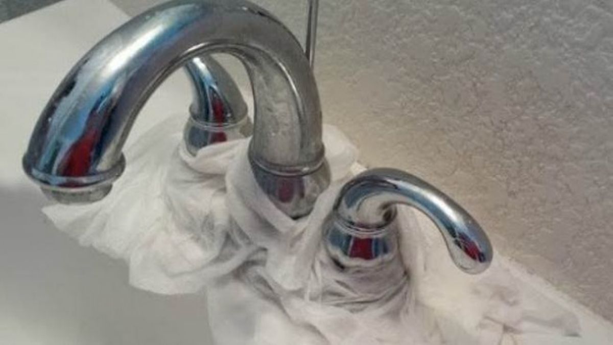 Το φυσικό trick για να διώξετε τη σκουριά από τις βρύσες του σπιτιού