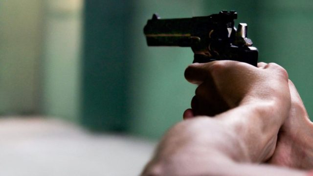 Τον πυροβόλησε και αυτοκτόνησε – Απίστευτη τραγωδία με βενζινά και πελάτη
