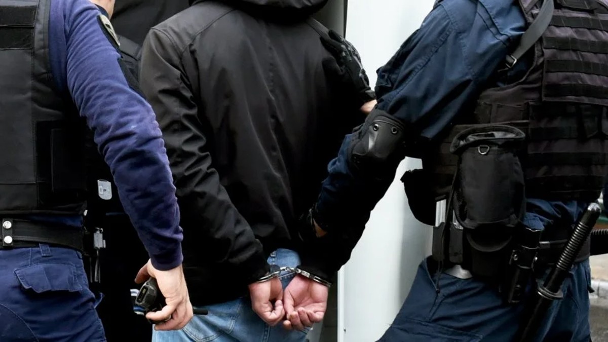 Χαλκίδα: Νέο περιστατικό οπαδική βίας – Επιτέθηκαν σε άνδρα μπροστά στη σύντροφό του