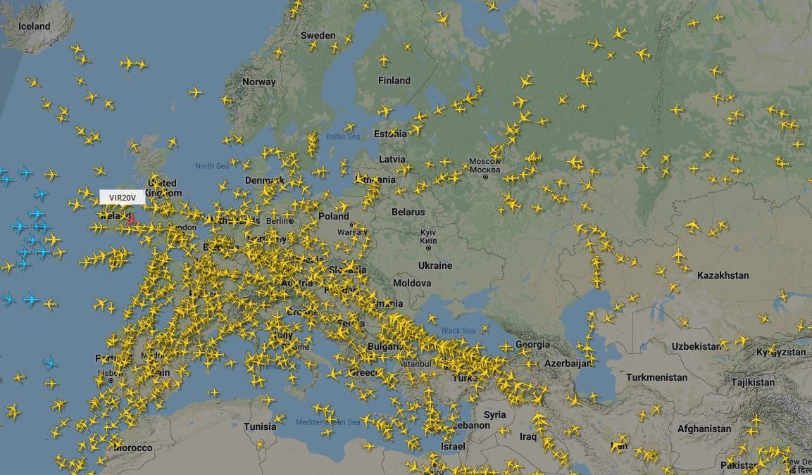 Εικόνα σοκ από το Flight Radar: Δεν πετάει τίποτα πάνω από την Ουκρανία!