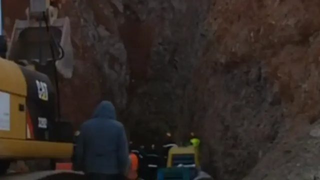 Νεκρό ανασύρθηκε τελικά το 5χρονο παιδάκι που είχε πέσει σε πηγάδι στο Μαρόκο!